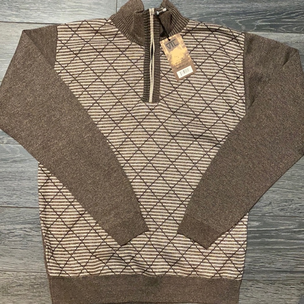 NWT men’s size S mock neck quarter zip sweater